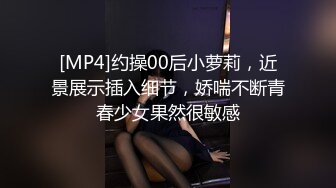 万人追踪OnlyFans极品身材健身女汉子网红亚洲四姑娘私拍疯狂紫薇粉嫩蜜穴展现女人淫荡一面 (11)