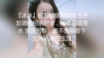 极品美熟女小伙约艹40左右的美熟女，接吻摸逼，吃鸡艹逼，招式繁多，战场漫房间，叫声震天！