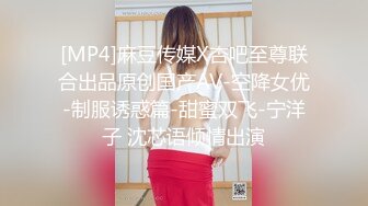 熟女人妻 在家撅着大肥屁屁上位骑乘啪啪打桩 肉臀超诱惑 技术真好分寸把握的刚刚好最长活塞运动 后入