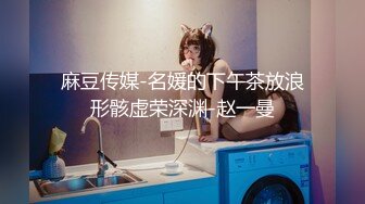 酒店女厕偷拍美女服务生白嫩的大屁股和肥美的鲍鱼