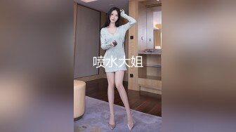 黑丝高跟御姐少妇全程露脸激情大秀直播，抠逼玩弄浪叫呻吟表情好骚，让小哥舔逼口交大鸡巴，后入爆草抽插