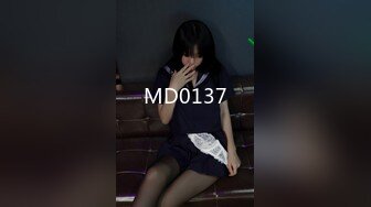 [MP4/ 1.57G]&nbsp;&nbsp;轻熟女的3P，母子一起大秀直播啪啪，放的开玩的爽露脸做爱