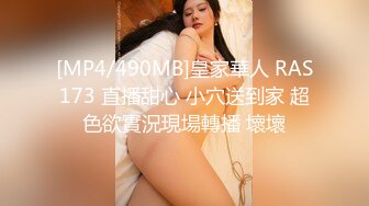 小伙一个抱摔强操有点不情愿的女友 各种姿势来一遍完美露脸